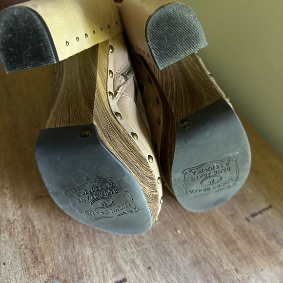 Lucky Brand Terrace"Studded Booties Sz. 7.5 - Picture 10 of 12